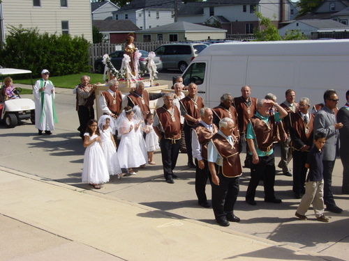 ./Gallery/2011 St. Rosalia Mass/DSC06693.JPG